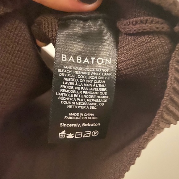 Babaton Sculpt Knit Notch Tank - Picture 7 of 8